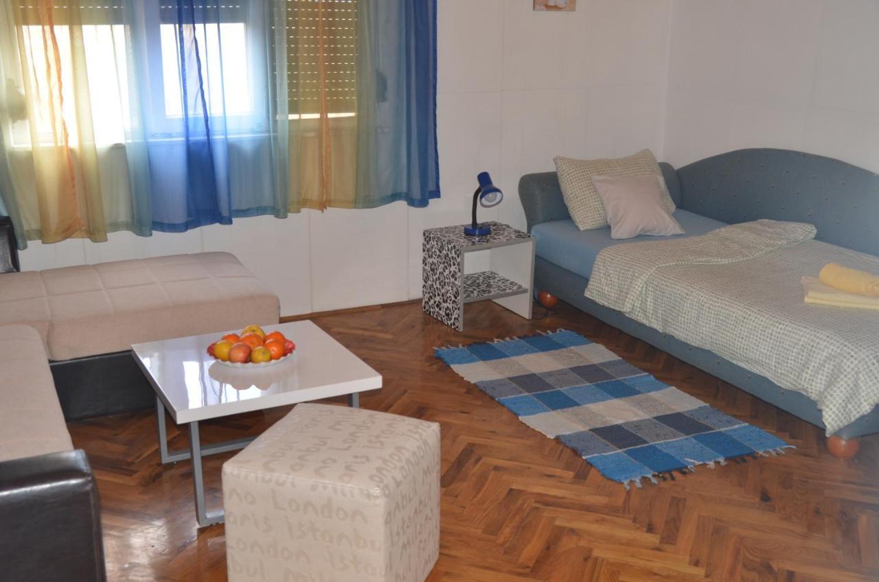 Rooms Mila Rezovac Esterno foto