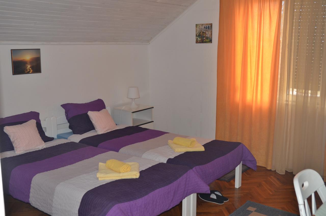 Rooms Mila Rezovac Esterno foto